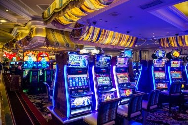 Lucky Twins live roulette wheel and betting interface